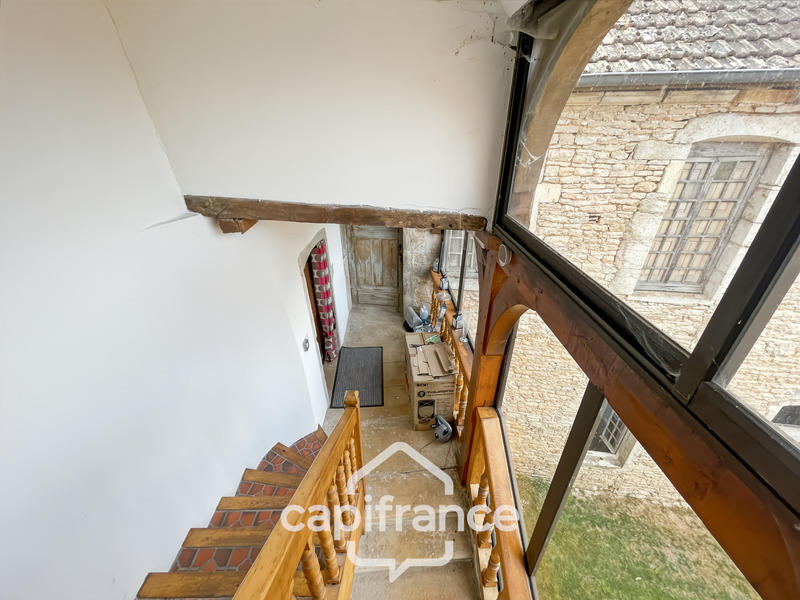 Château - 200 m² - 6 pièces