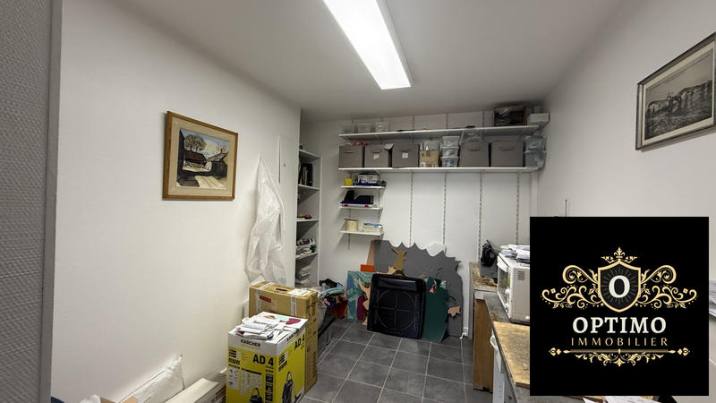 Local commercial - 78 m² - 4 pièces