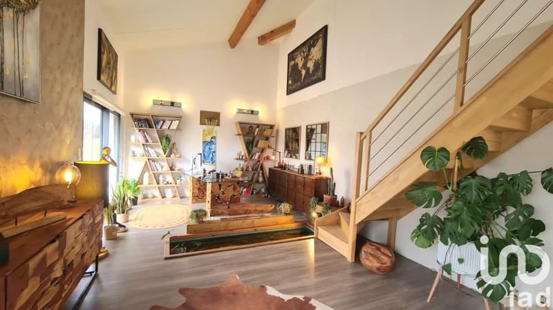 Maison de maîtres - 200 m² - 4 pièces