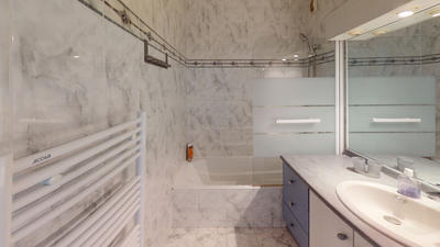 Appartement - 58 m² - 3 pièces