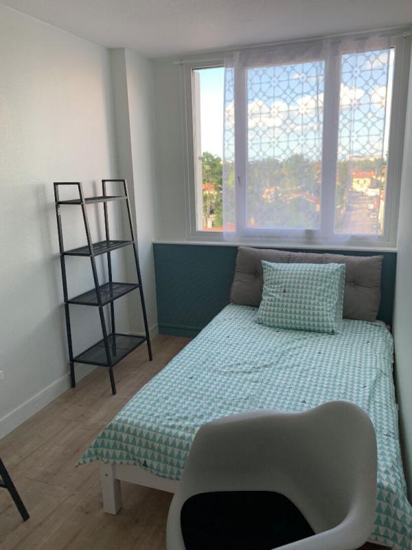 Appartement - 85 m² - 6 pièces