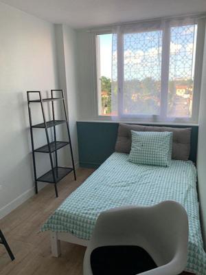 Appartement - 85 m² - 6 pièces