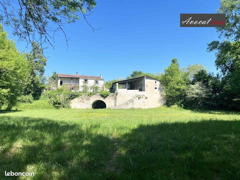 Immeuble - 200 m² - 5 pièces