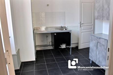 Appartement - 80 m² - 3 pièces