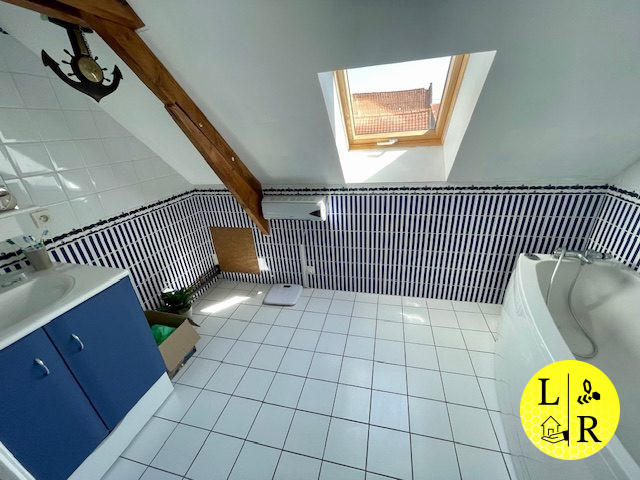 Maison - 167 m² - 8 pièces