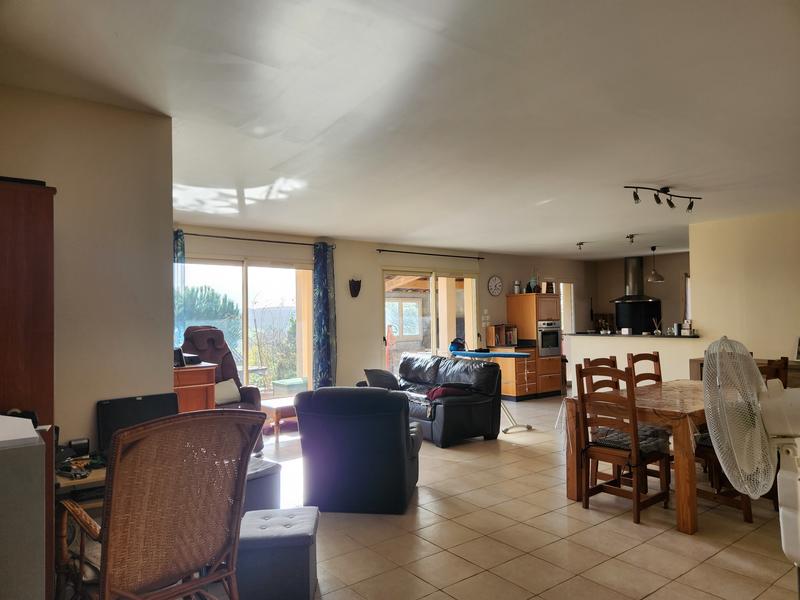 Maison - 123 m² - 6 pièces