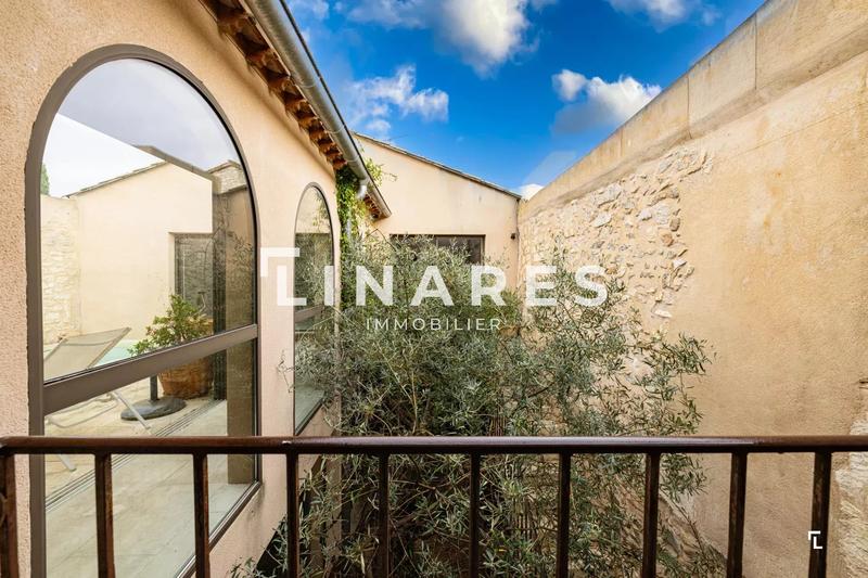 Maison - 210 m² - 5 pièces