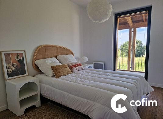 Appartement - 93 m² - 4 pièces