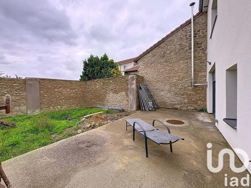 Maison - 250 m² - 10 pièces