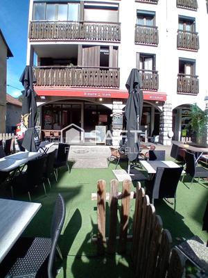 Local commercial - 84 m² - 3 pièces