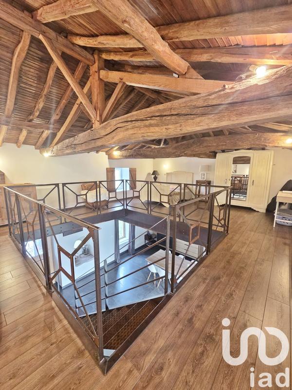 Maison - 270 m² - 10 pièces