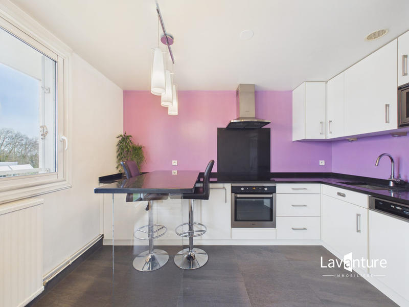 Appartement - 75 m² - 4 pièces