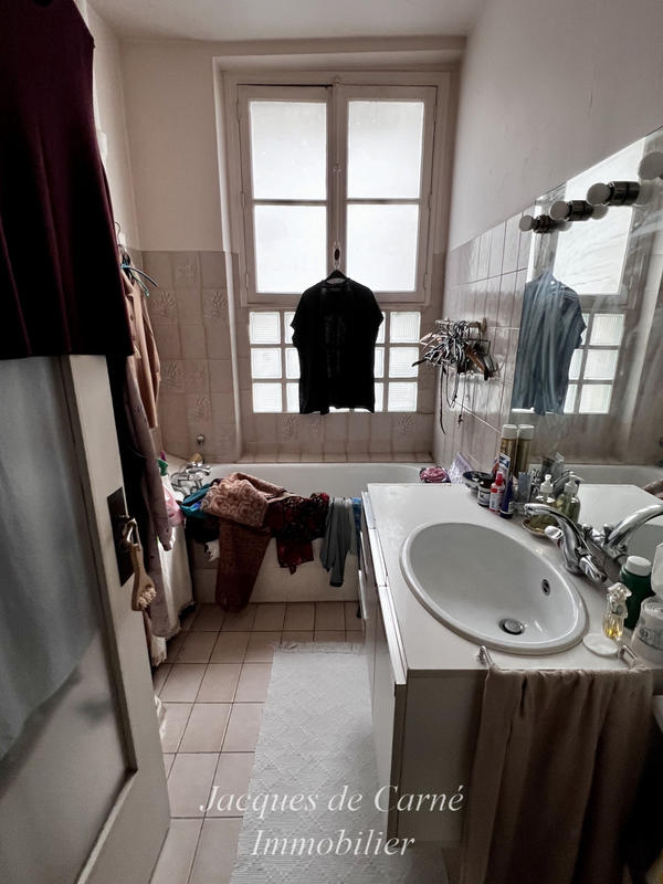 Appartement - 60 m² - 2 pièces