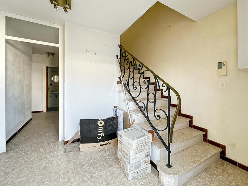 Maison - 206 m² - 6 pièces