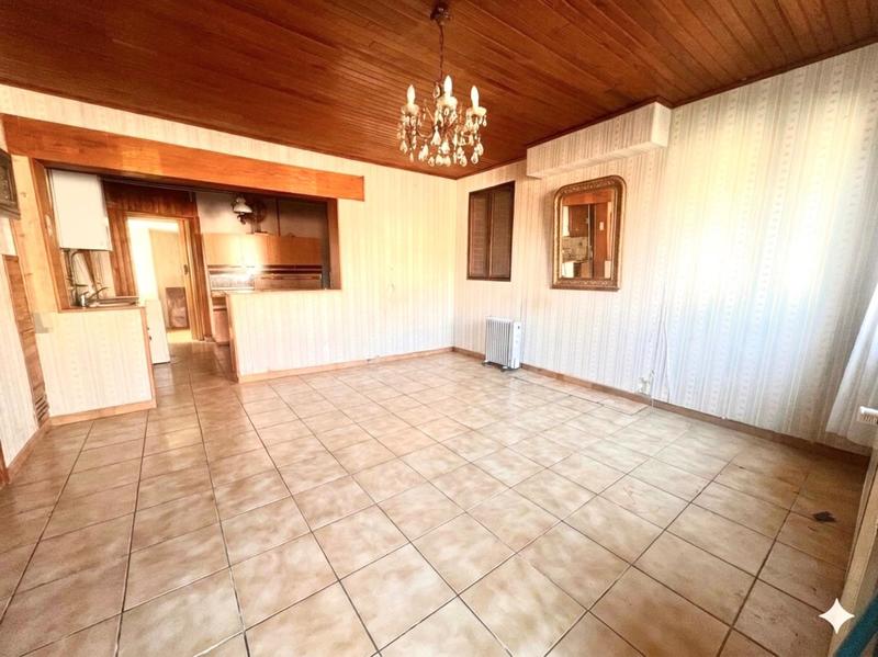 Maison - 80 m² - 5 pièces