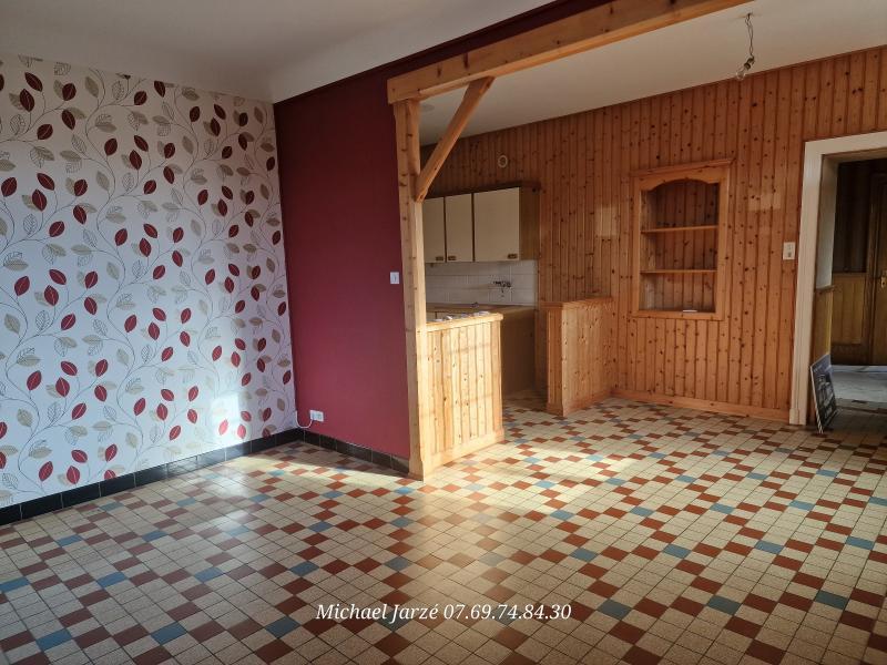 Maison - 98 m² - 5 pièces