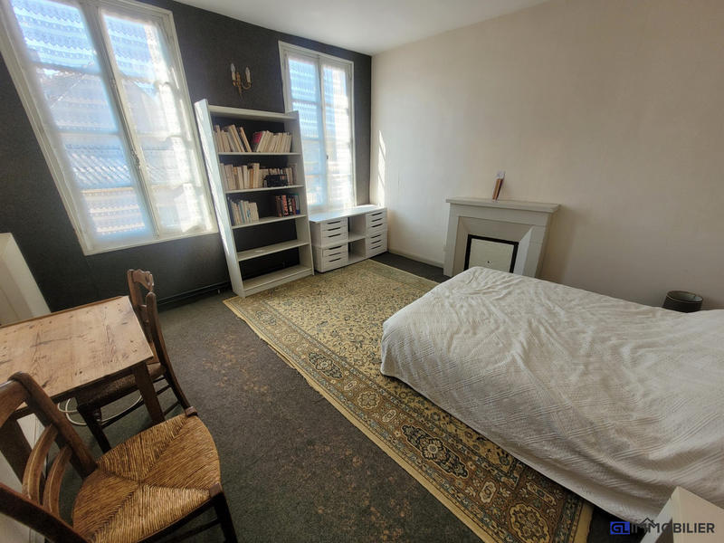 Maison ancienne - 220 m² - 11 pièces