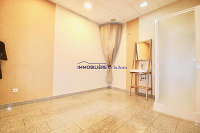 Local commercial - 100 m²