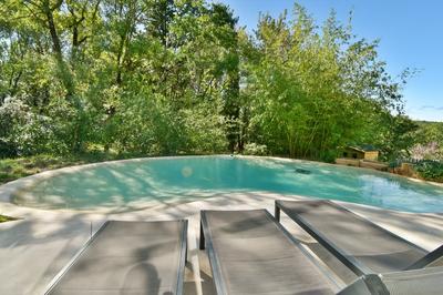 Propriété - 330 m² - 13 pièces