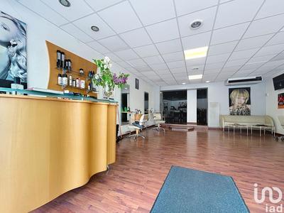 Local commercial - 110 m²