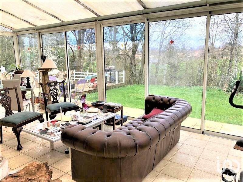 Maison - 220 m² - 6 pièces