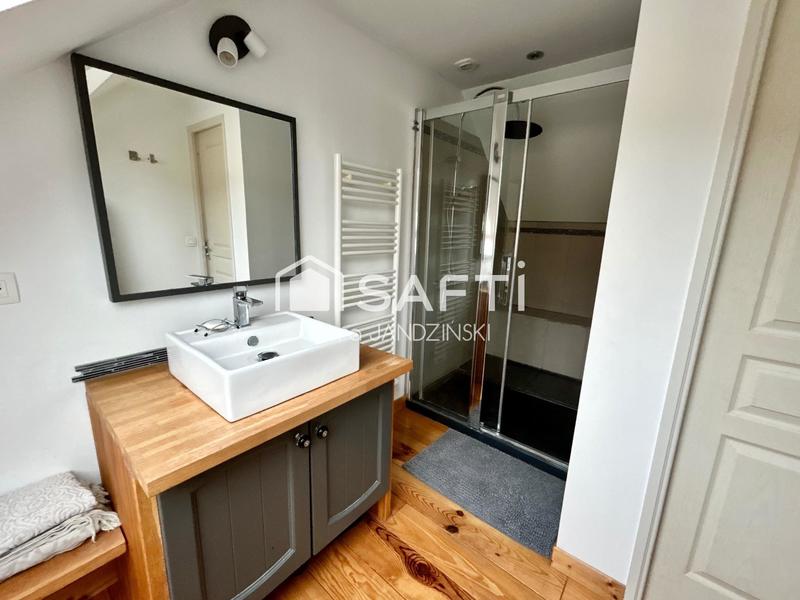 Maison - 122 m² - 7 pièces