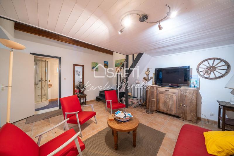 Maison - 240 m² - 6 pièces