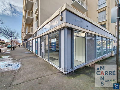 Local commercial - 139 m² - 7 pièces