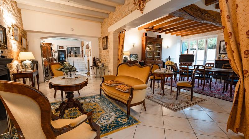 Maison de maîtres - 285 m² - 9 pièces