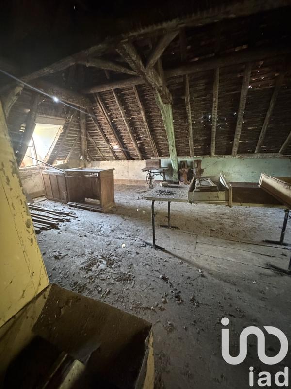 Maison - 240 m² - 10 pièces