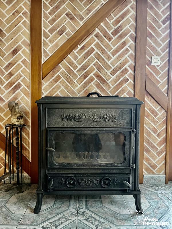 Maison - 218 m² - 8 pièces