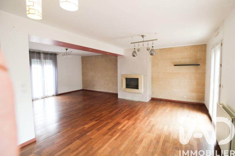 Maison - 98 m² - 5 pièces