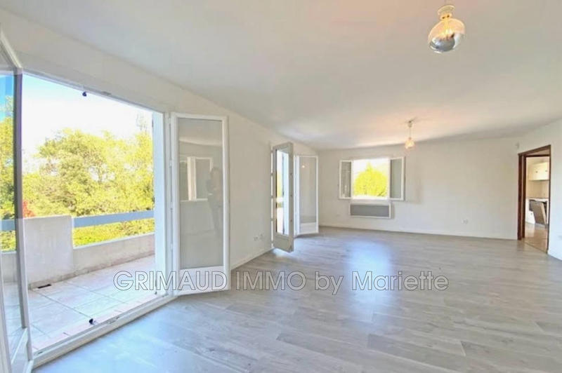 Maison - 199 m² - 6 pièces