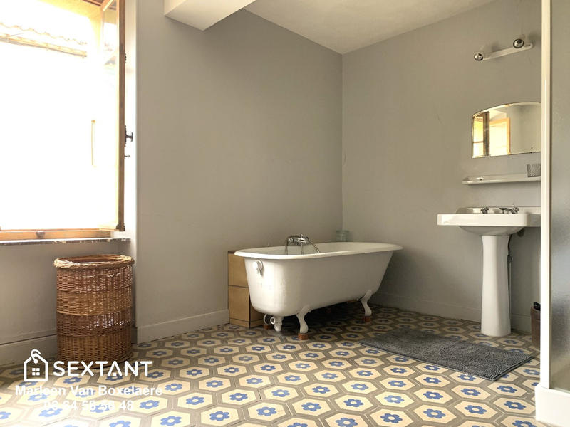 Maison - 161 m² - 6 pièces