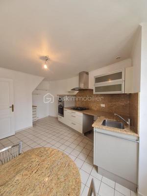 Appartement - 179 m² - 8 pièces