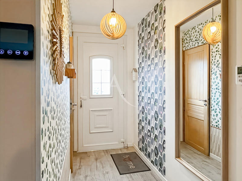 Maison - 87 m² - 5 pièces