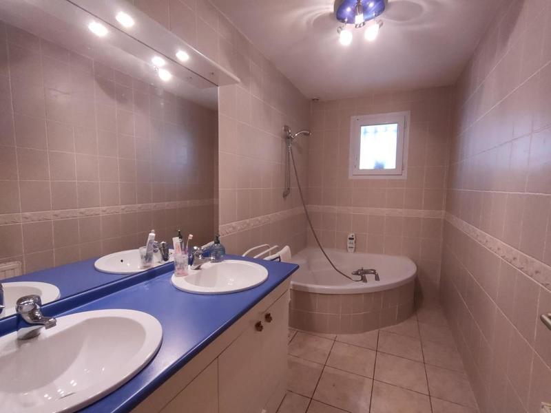 Villa - 194 m² - 5 pièces