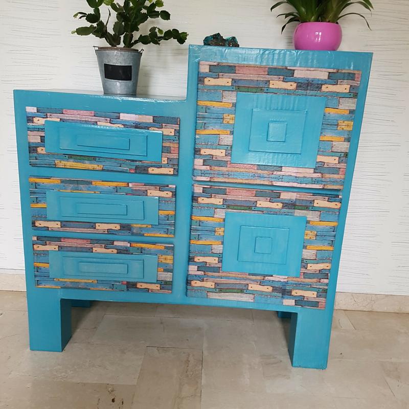 Atelier petit meuble en carton