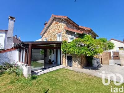 Maison - 108 m² - 6 pièces