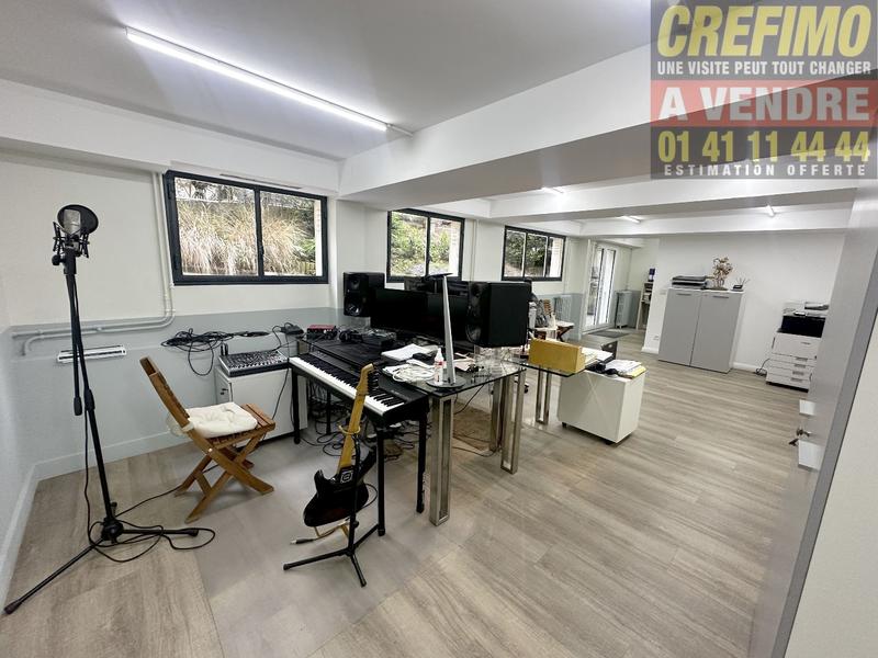 Bureau - 73 m² - 4 pièces