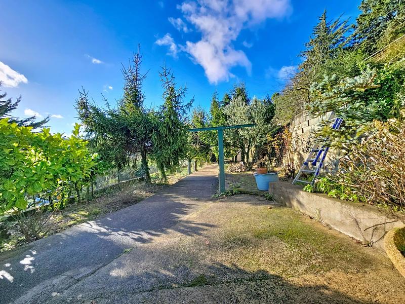 Maison - 133 m² - 7 pièces