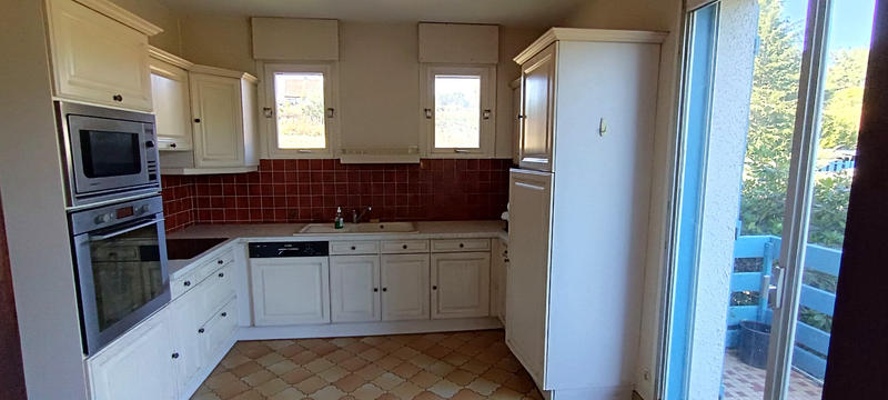 Maison - 230 m² - 7 pièces