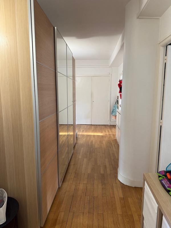 Appartement - 99 m² - 4 pièces