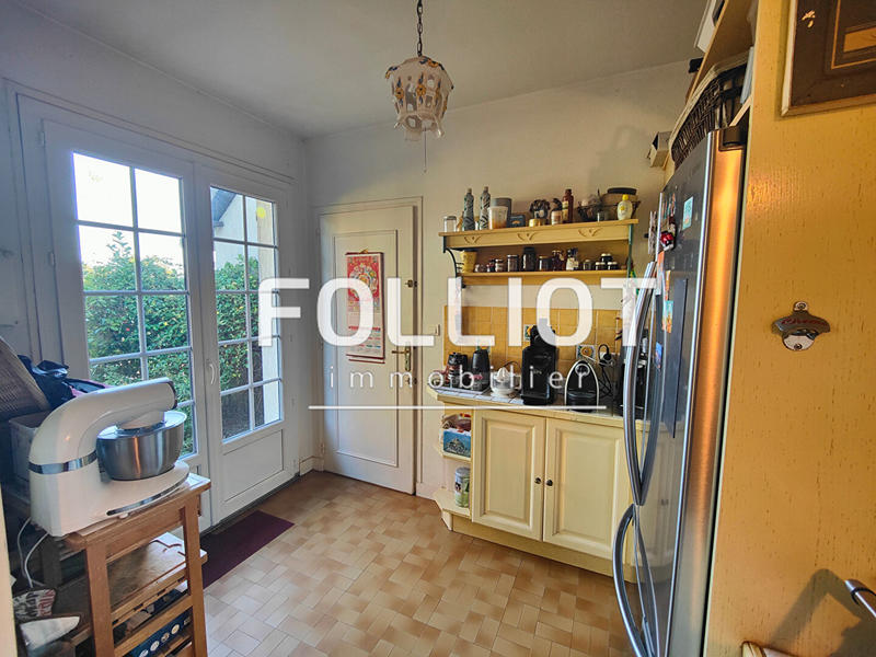 Maison - 239 m² - 5 pièces