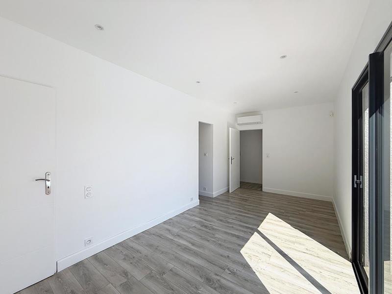 Villa - 200 m² - 5 pièces