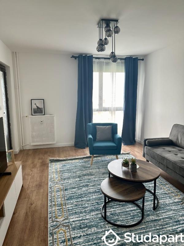 Chambre - 9 m² - 1 pièce