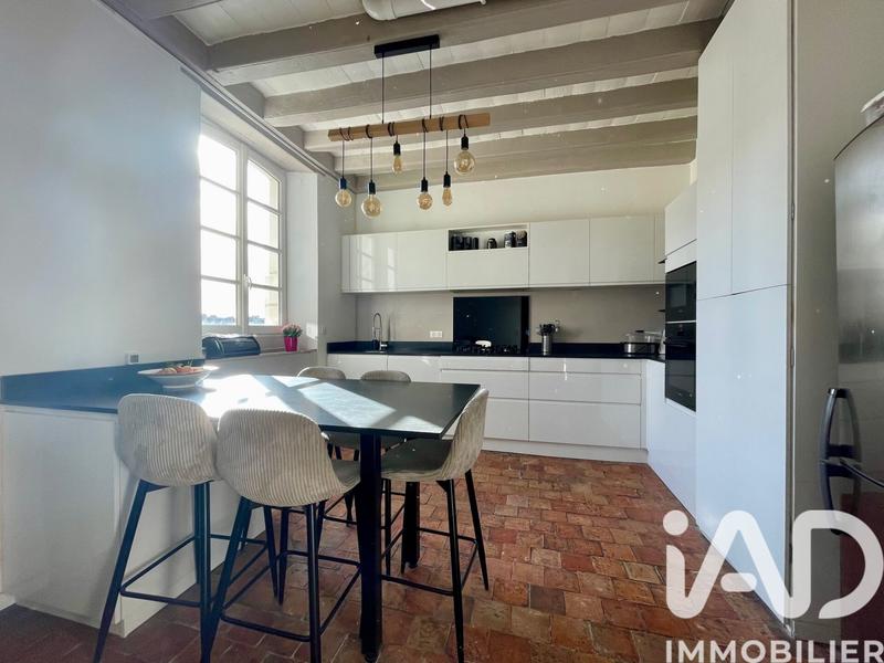 Duplex - 198 m² - 8 pièces