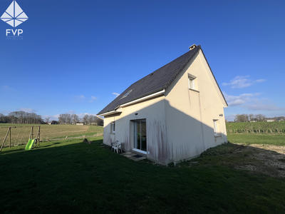 Maison - 104 m² - 5 pièces