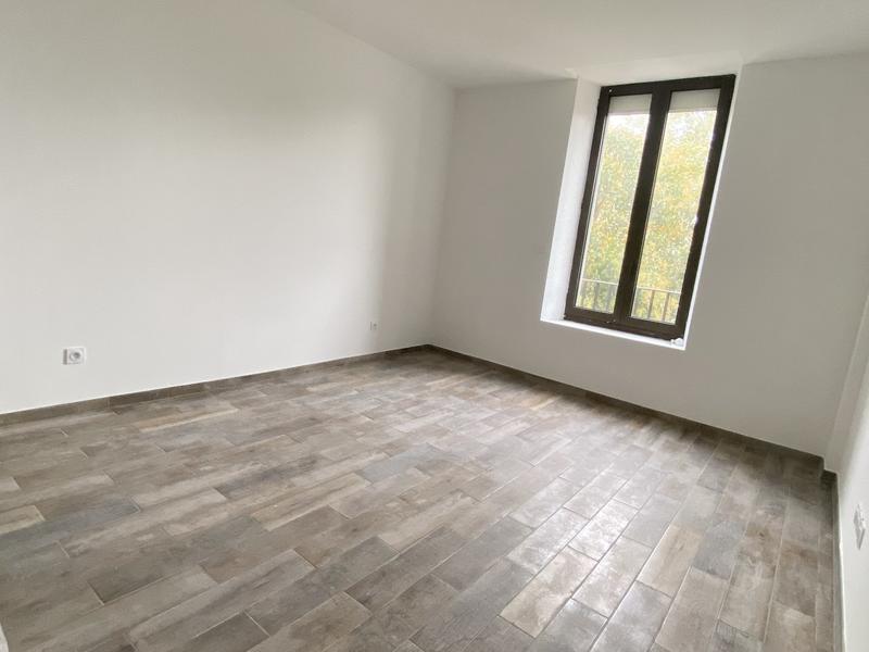 Maison - 216 m² - 8 pièces