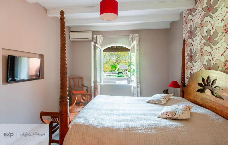 Maison - 152 m² - 8 pièces